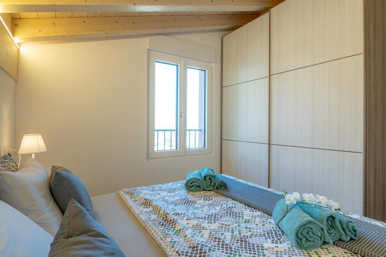 Classy Apartment Wifi, Parking & Stunning View! Acquaseria Buitenkant foto