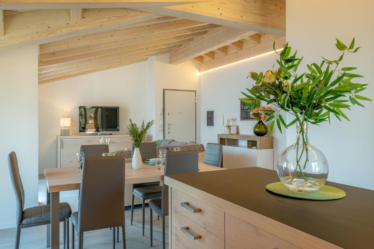 Classy Apartment Wifi, Parking & Stunning View! Acquaseria Buitenkant foto